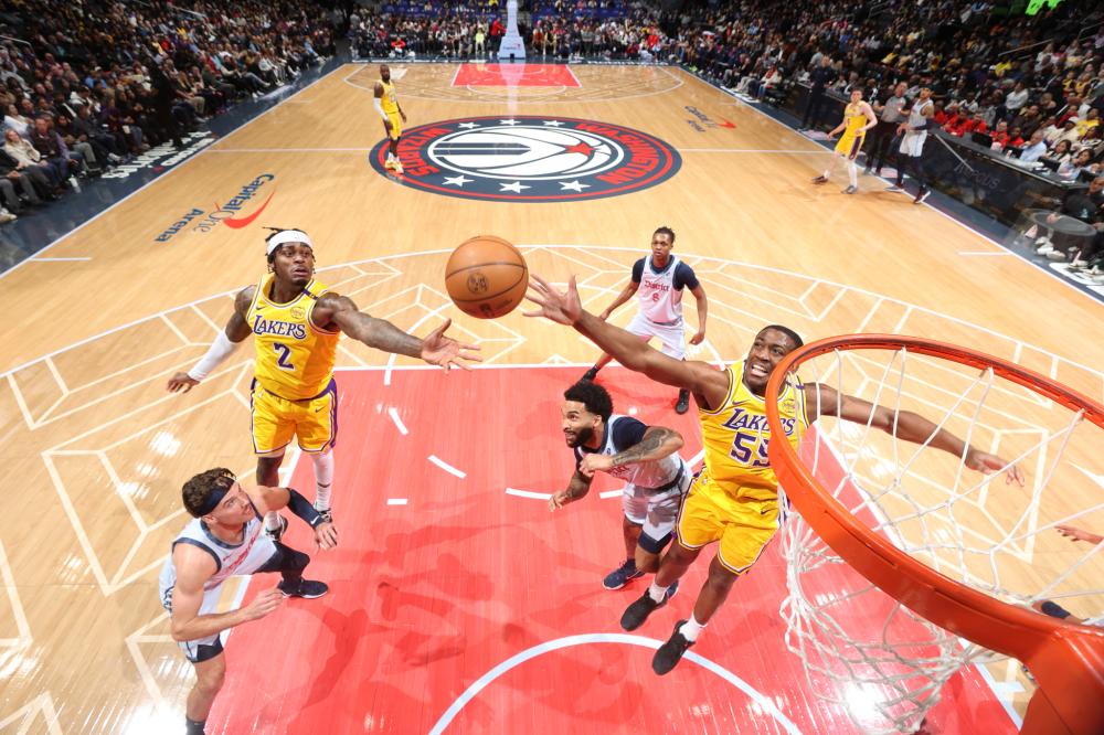 篮板球方面 篮板球方面