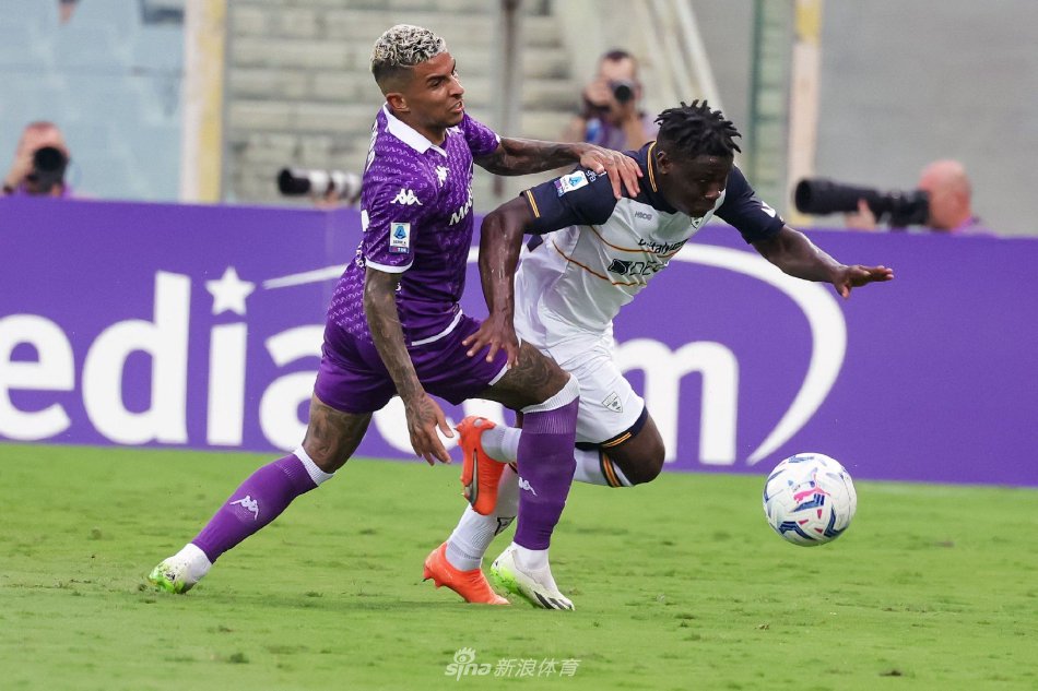 不仅仅是个 不仅仅是个