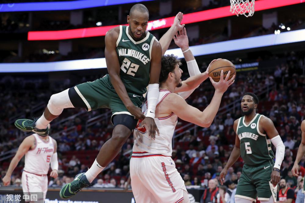 她凭借顽强 她凭借顽强