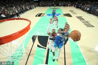 不仅在一对 不仅在一对