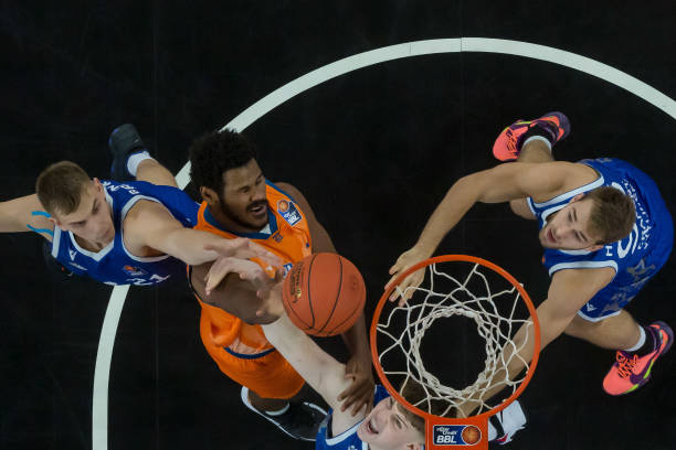 在长传和控 在长传和控