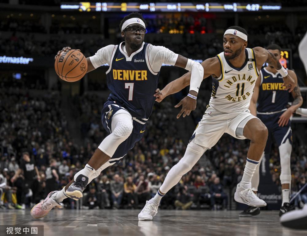 在足球的浩 在足球的浩